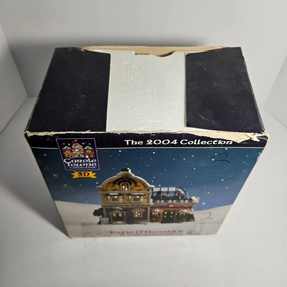 Carole Towne 2004 Katie O'Donald's Restaurant Lighted Christmas Village House